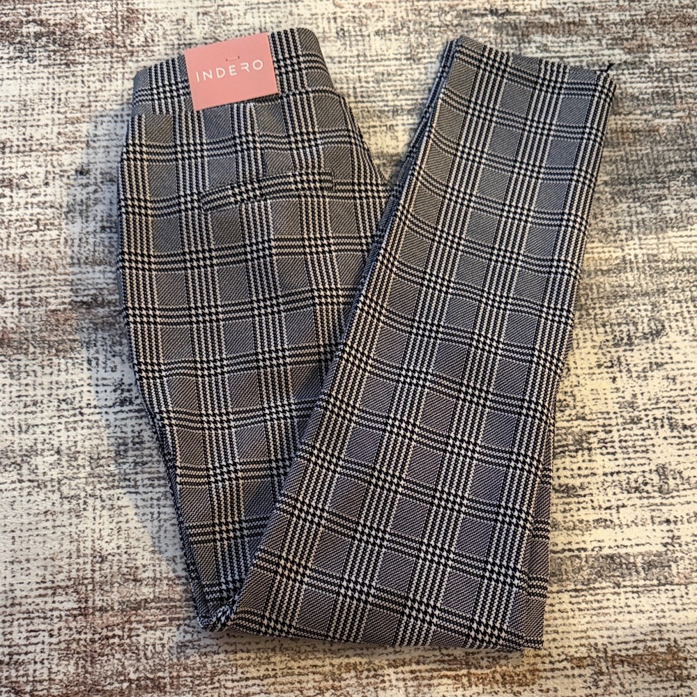 Black & White Plaid Casual Pants